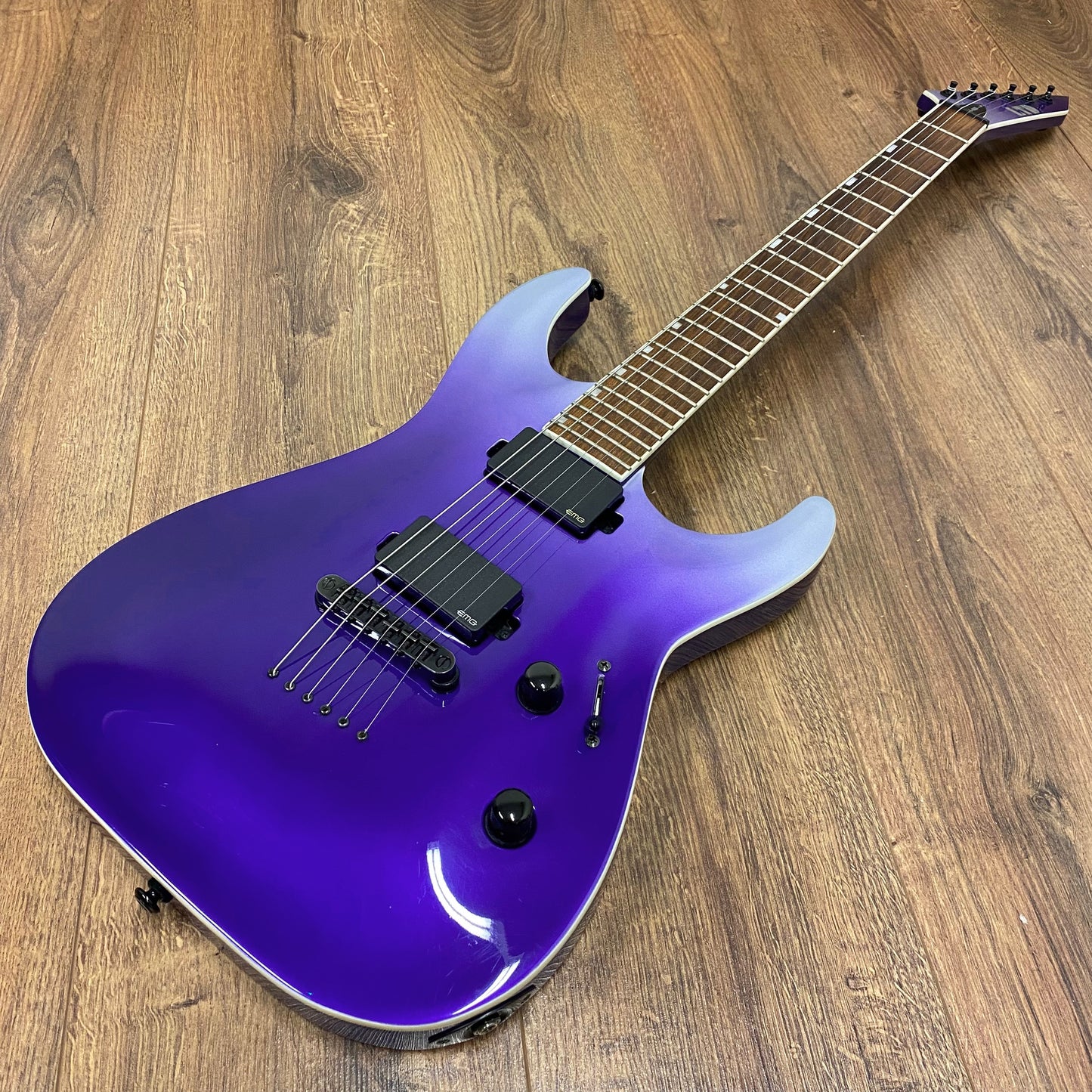 Pre-Owned ESP LTD MH-400NT - Violet Pearl Fade Metallic