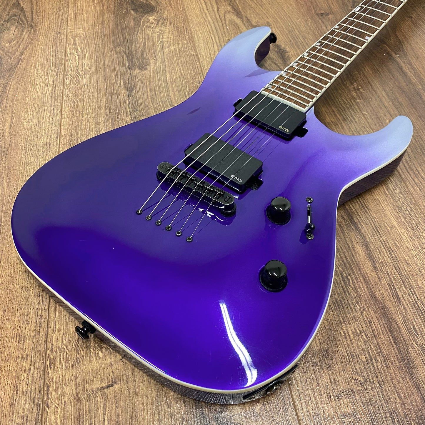 Pre-Owned ESP LTD MH-400NT - Violet Pearl Fade Metallic