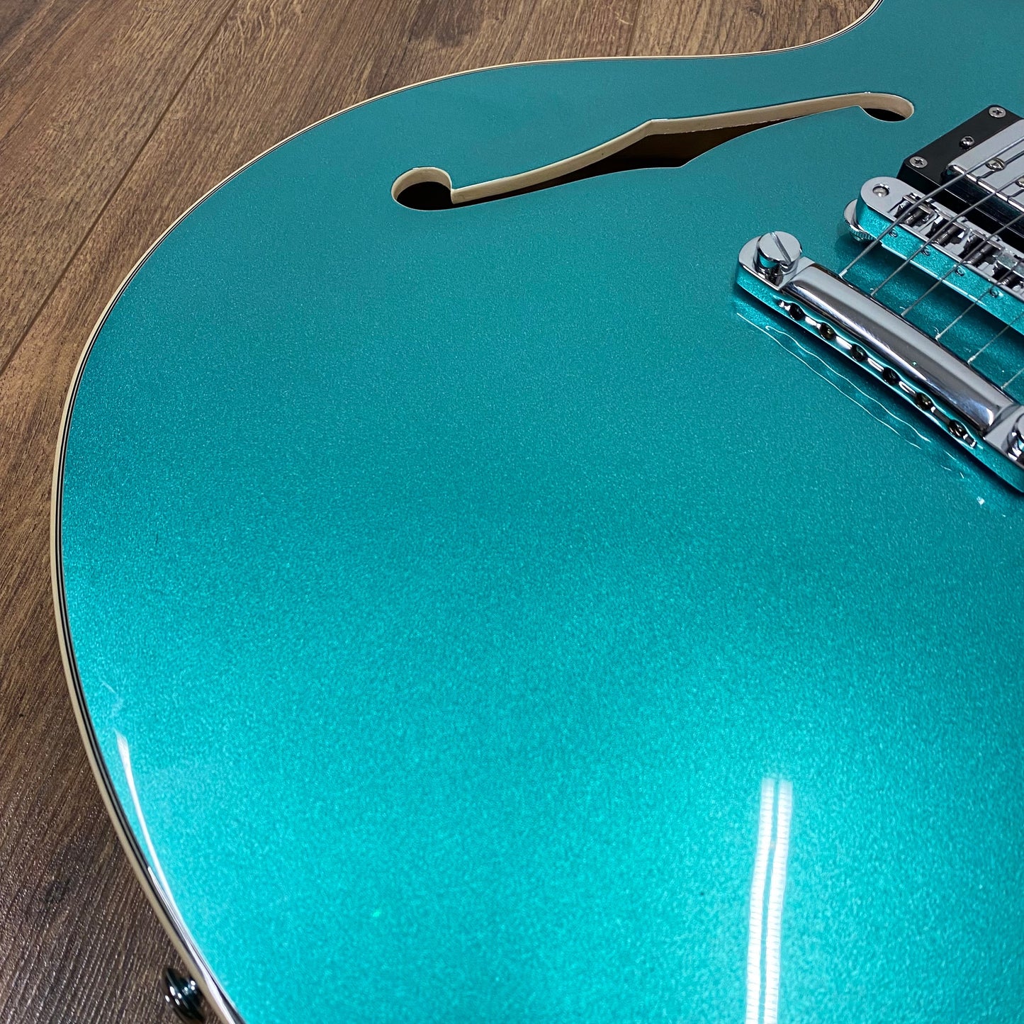 Pre-Owned D'Angelico Premier Doublecut Semi-Hollow Stopbar - Ocean Turquoise