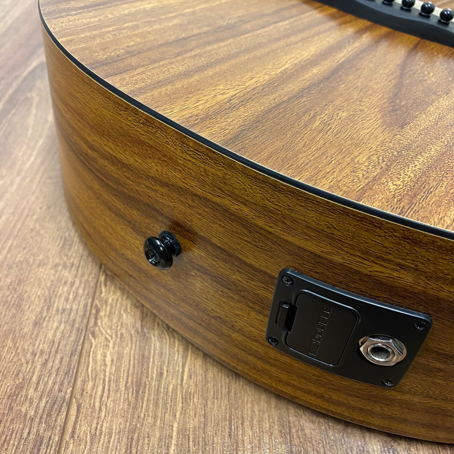 Pre-Owned Enya EA-X1CE Cutaway Electro-Acoustic - Koa