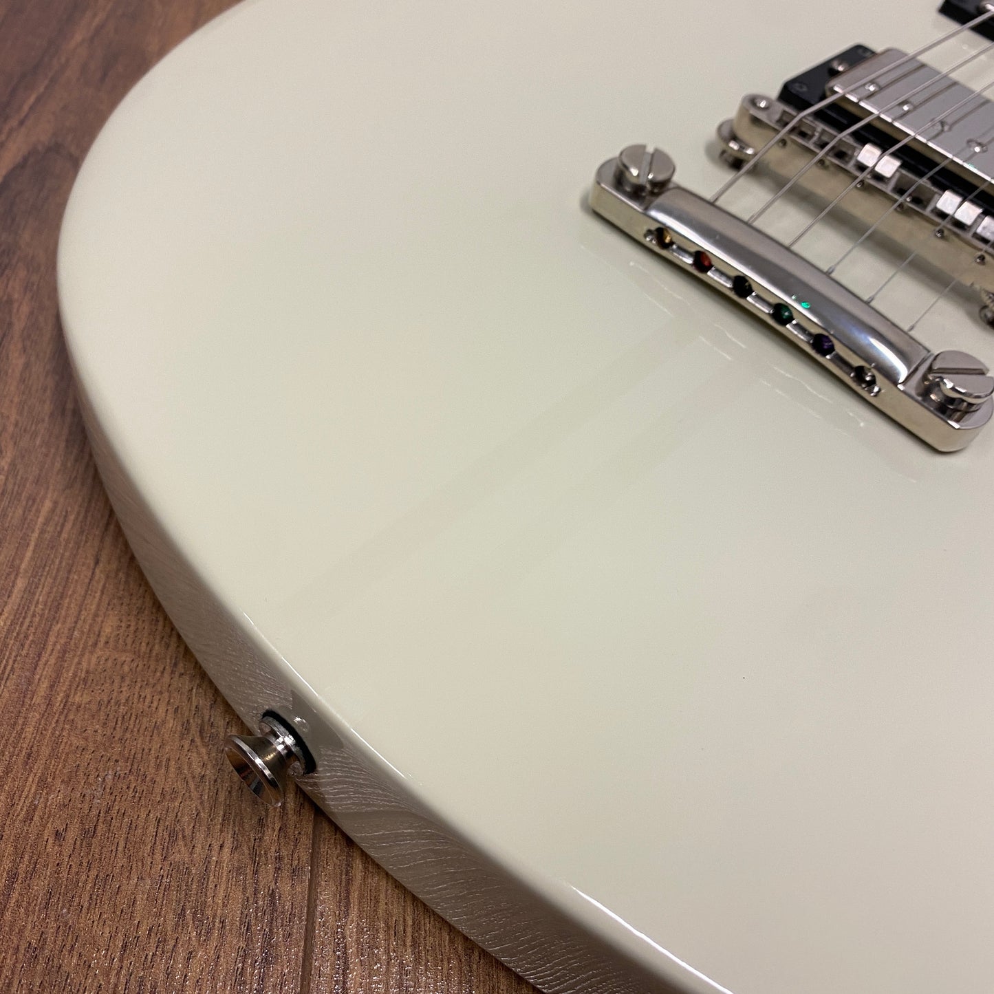 Pre-Owned Yamaha Revstar Element RSE20 - Vintage White