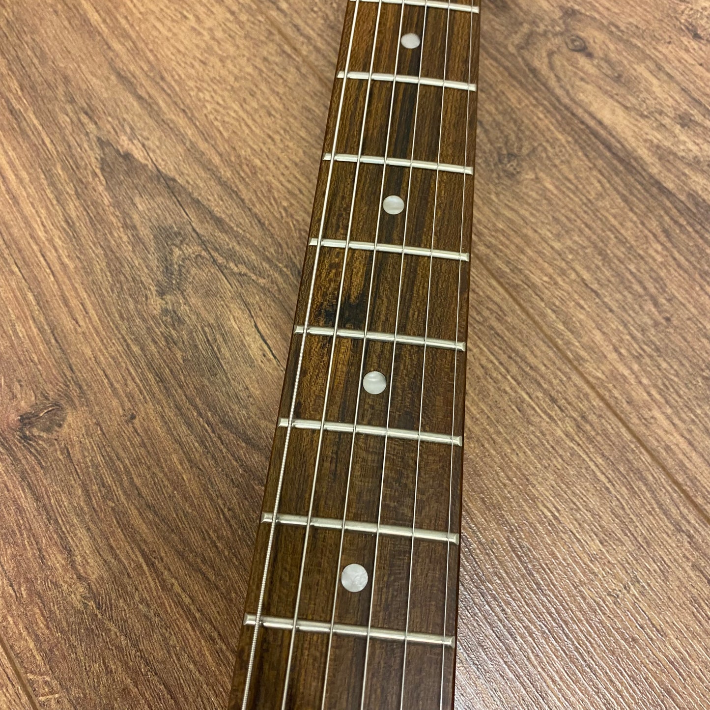Pre-Owned Squier Affinity Jazzmaster - Burgundy Mist