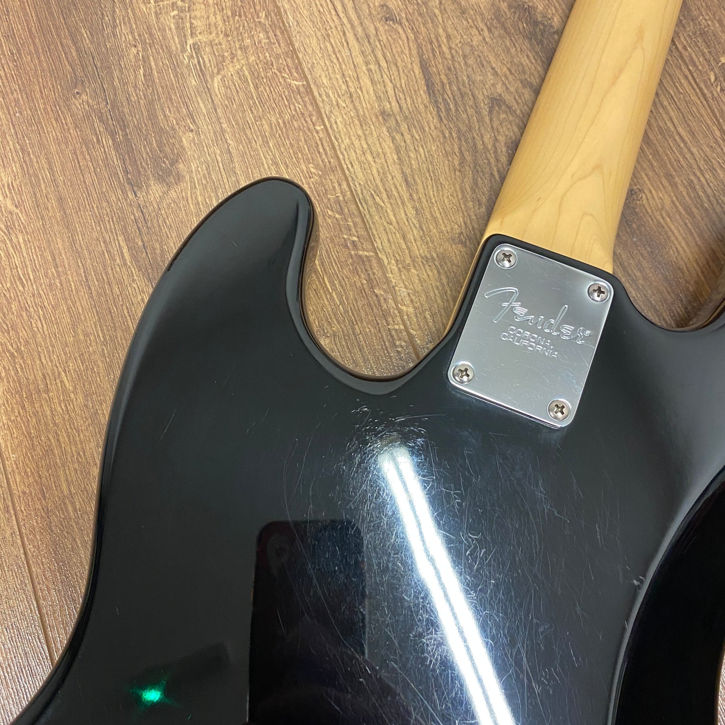 Pre-Owned Fender American S1 Jazz Bass - Black - 2004