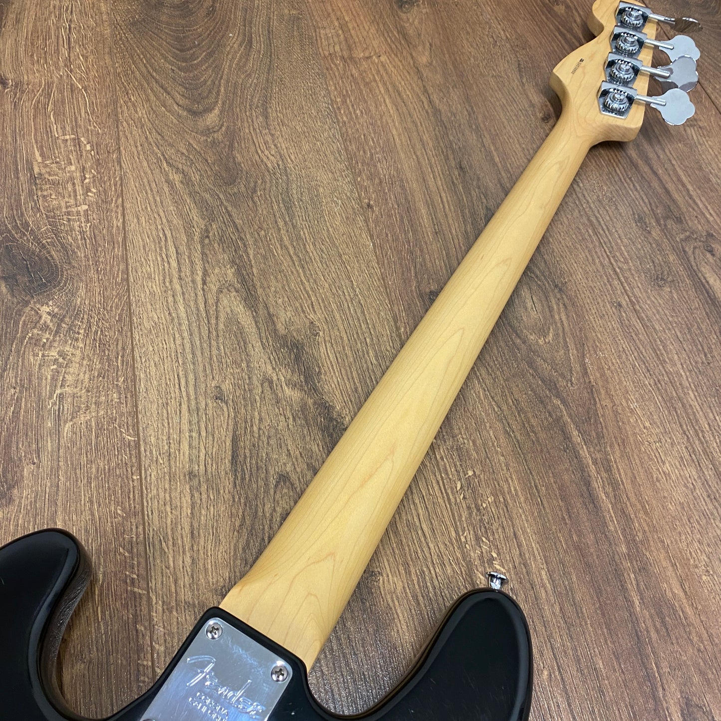 Pre-Owned Fender American S1 Jazz Bass - Black - 2004