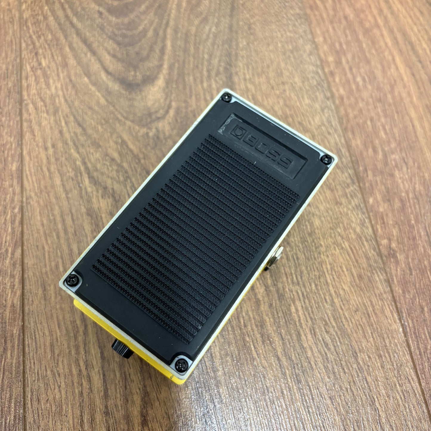 Pre-Owned Electro-Harmonix Green Russian Big Muff Fuzz Pedal