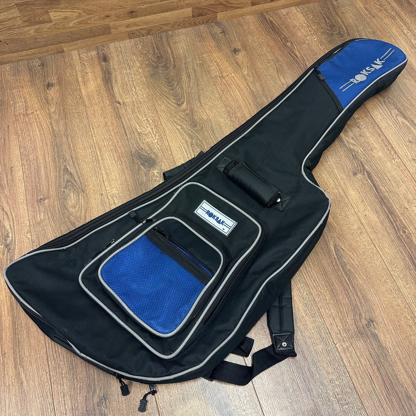 Pre-Owned Epiphone Gothic '58 Explorer - Pitch Black - 2015