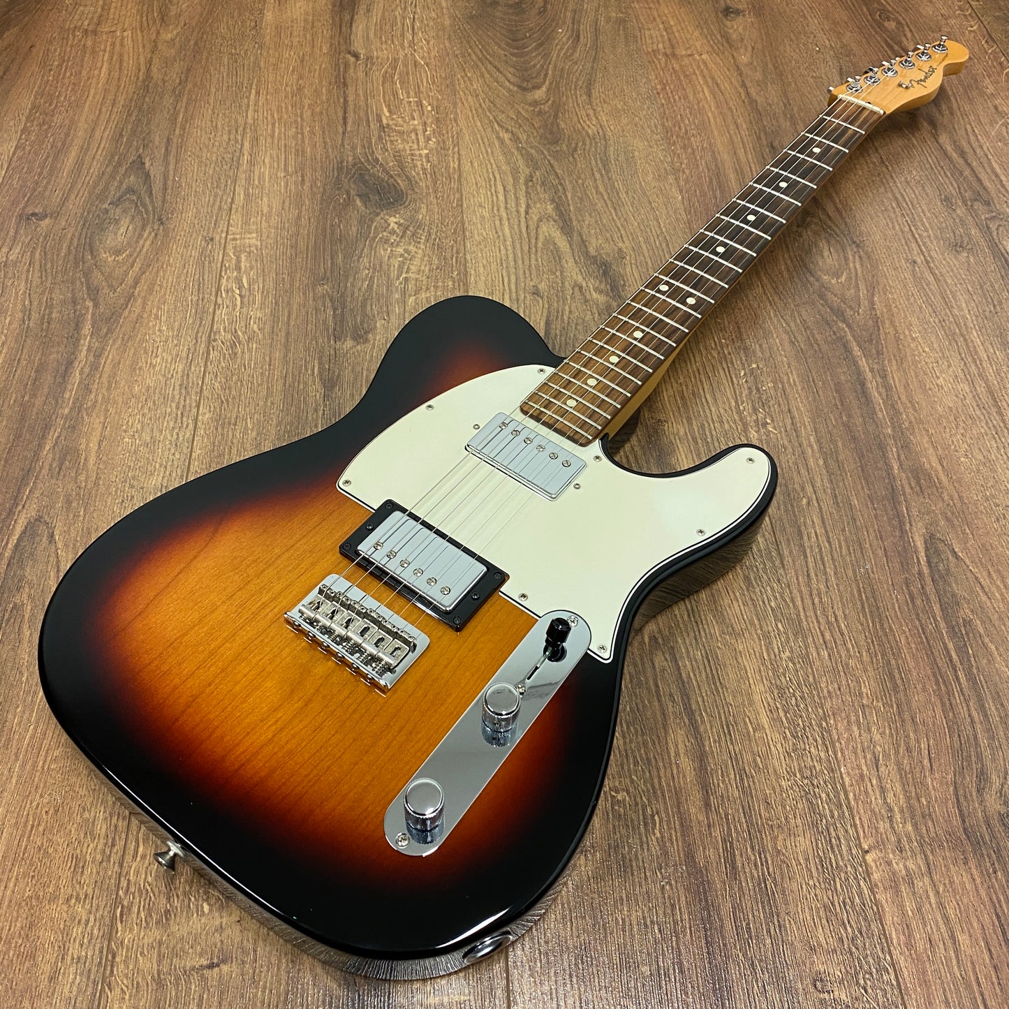 Pre-Owned Fender Player Telecaster HH - 3-Colour Sunburst - 2020