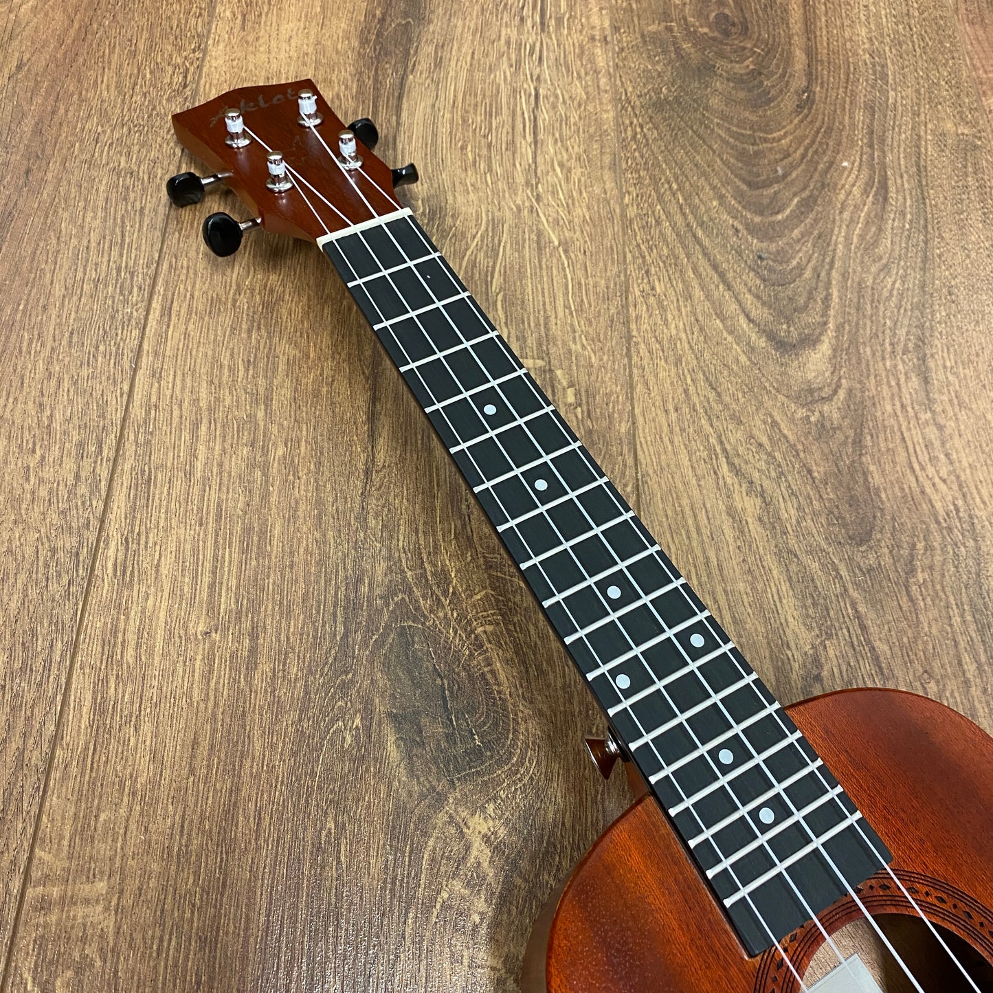 Pre-Owned AKLOT M13170 Left Handed Ukulele w/ Gig Bag
