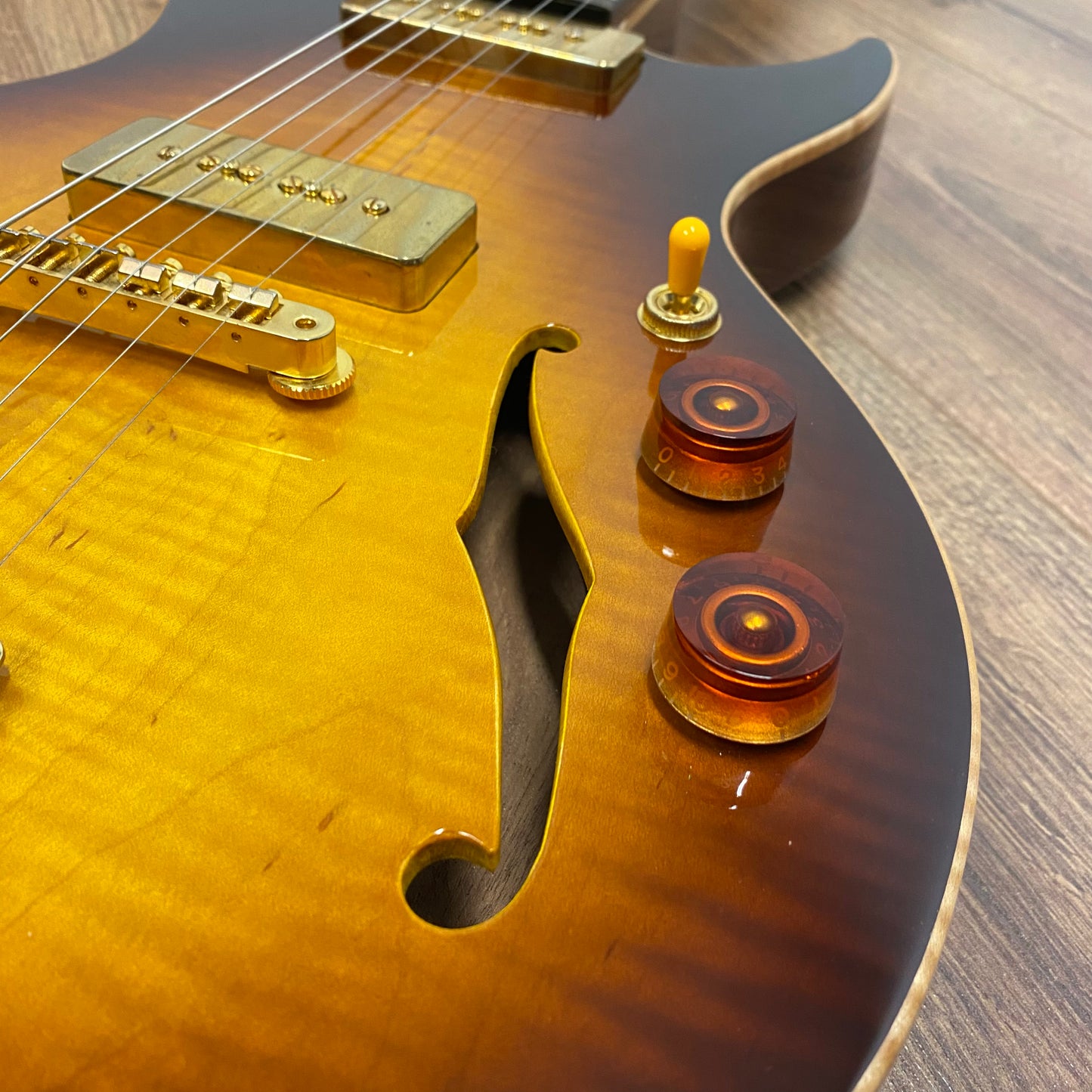 Pre-Owned B&G Guitars Little Sister Crossroad P90 - Tobacco Burst