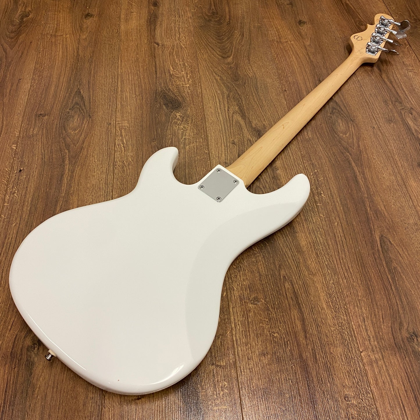 Pre-Owned G&L SB-2 Tribute Bass w/ Hard Case - White