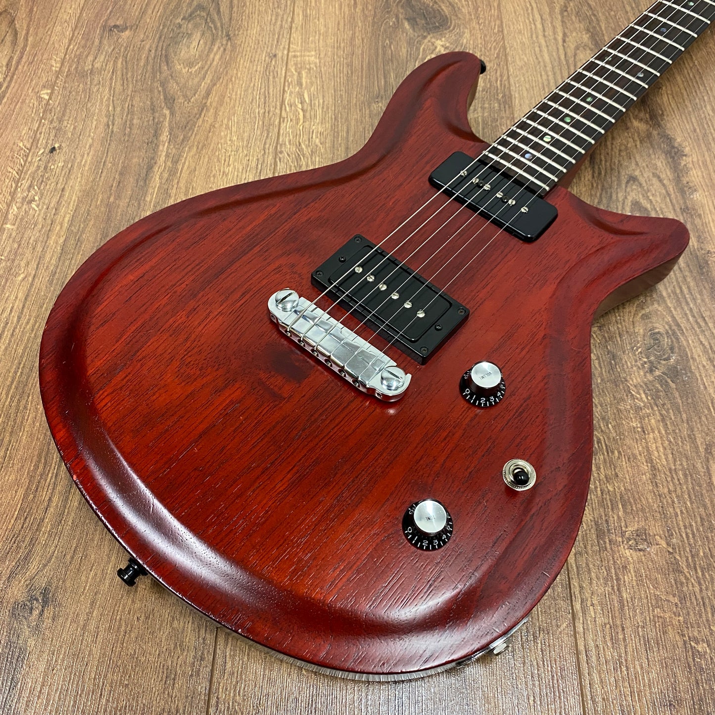 Pre-Owned JJ Jewel w/ Bareknuckle Nantucket P90s - Cherry Red