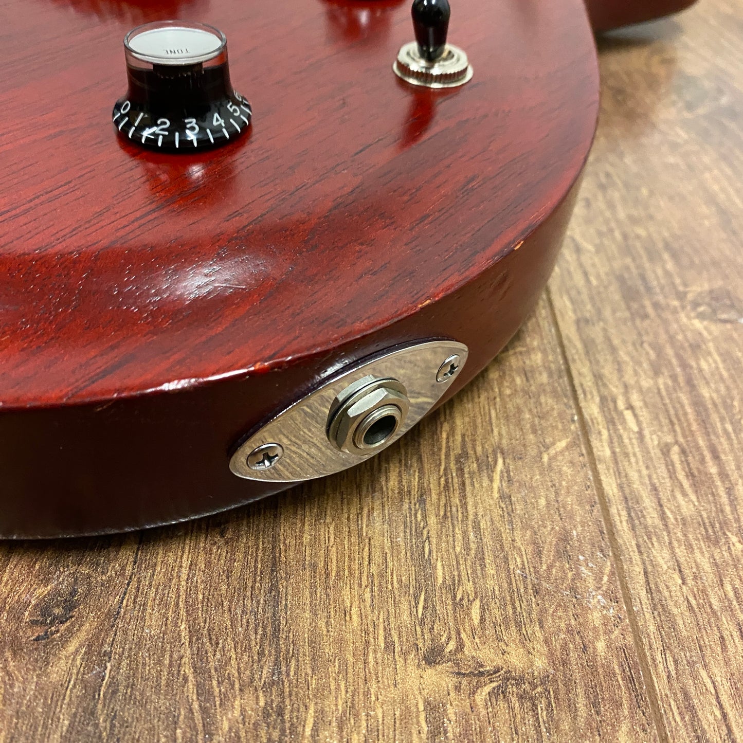 Pre-Owned JJ Jewel w/ Bareknuckle Nantucket P90s - Cherry Red
