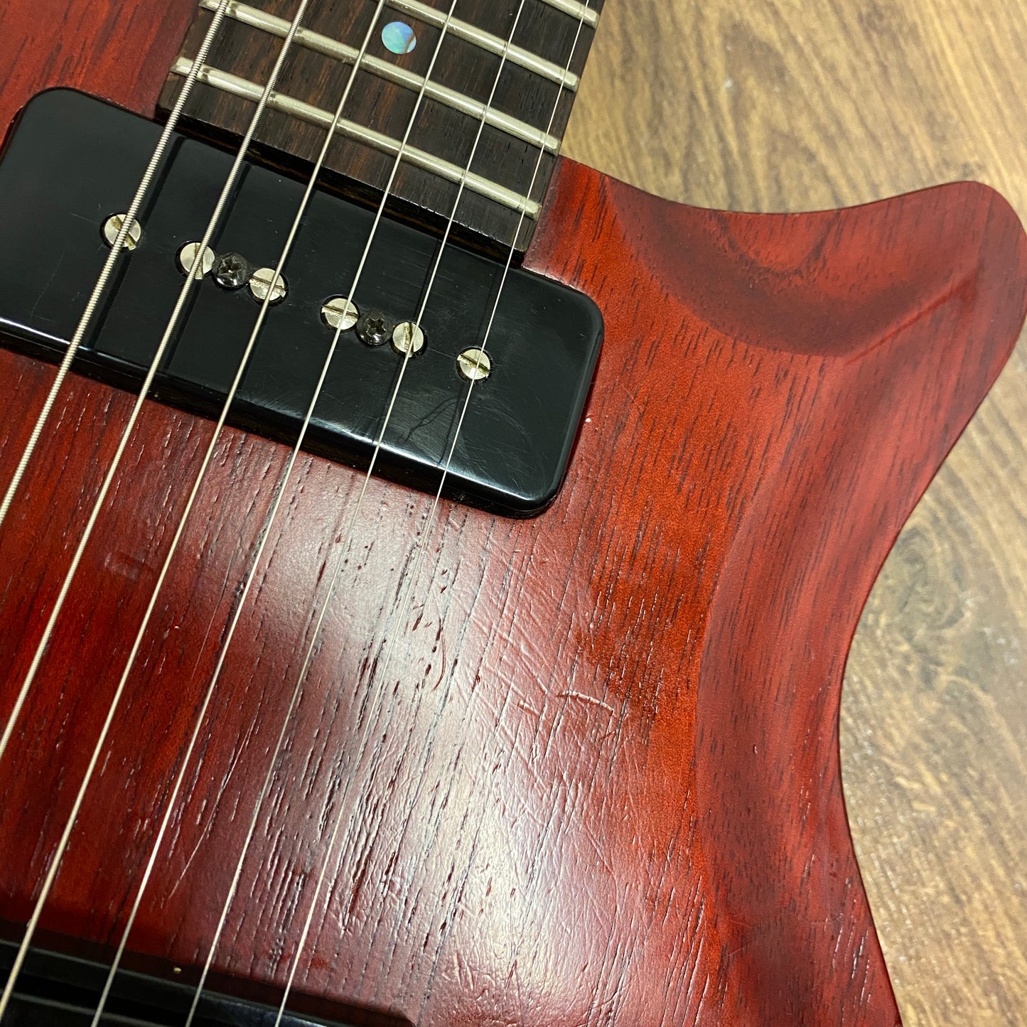 Pre-Owned JJ Jewel w/ Bareknuckle Nantucket P90s - Cherry Red