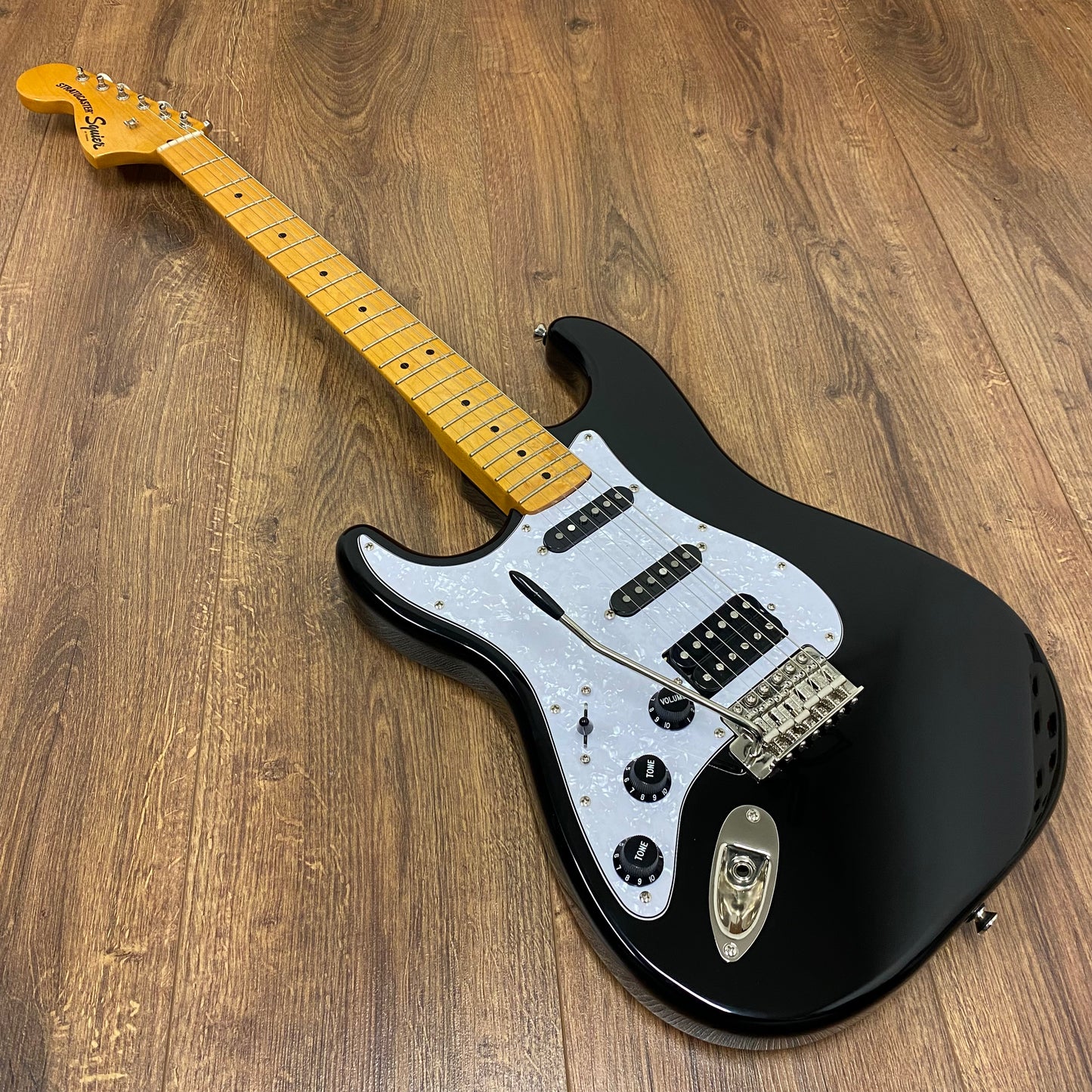 Pre-Owned Squier Classic Vibe '70s Stratocaster HSS - Left Handed - Black