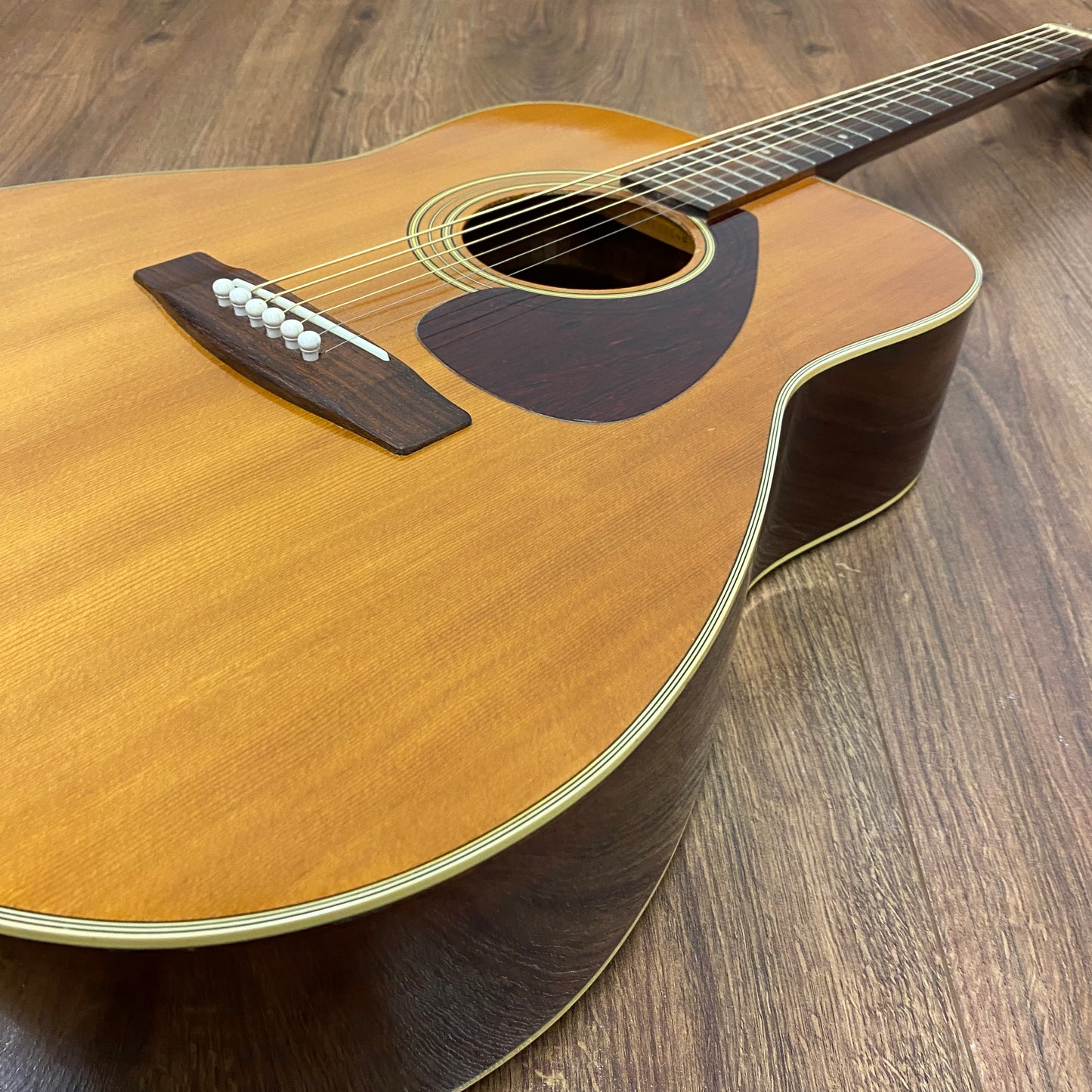Pre-Owned Yamaha FG-200 Acoustic - Natural - 1973