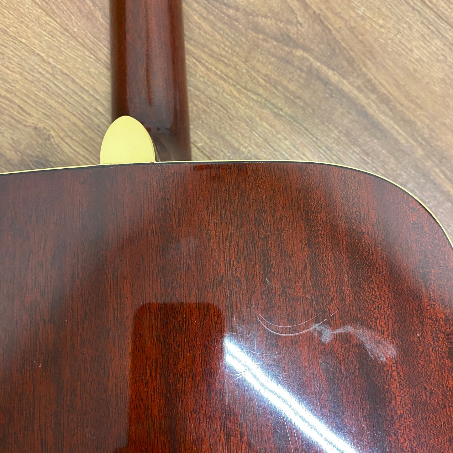 Pre-Owned Yamaha FG-200 Acoustic - Natural - 1973
