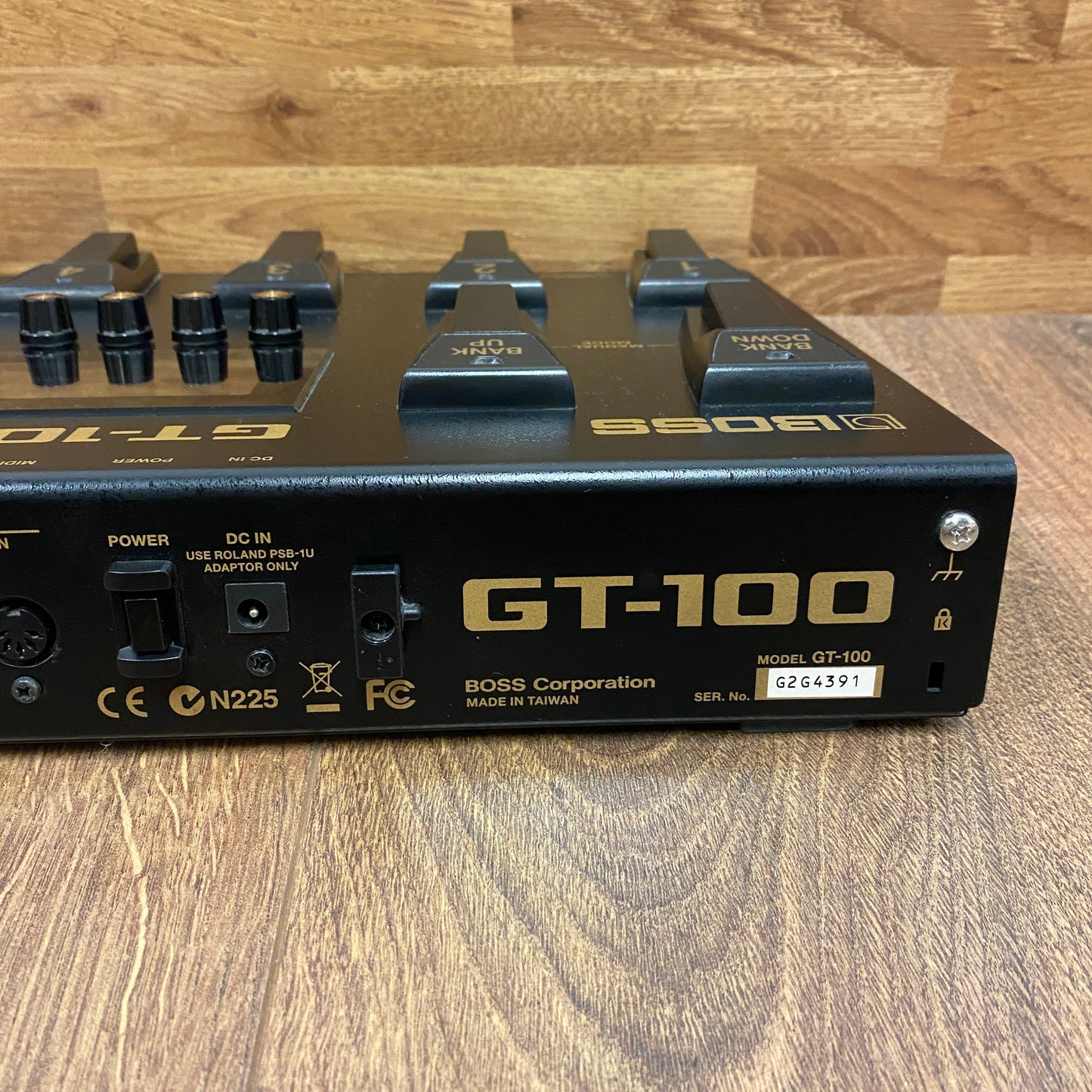 Pre-Owned Boss GT-100 Multi-Effect Pedal