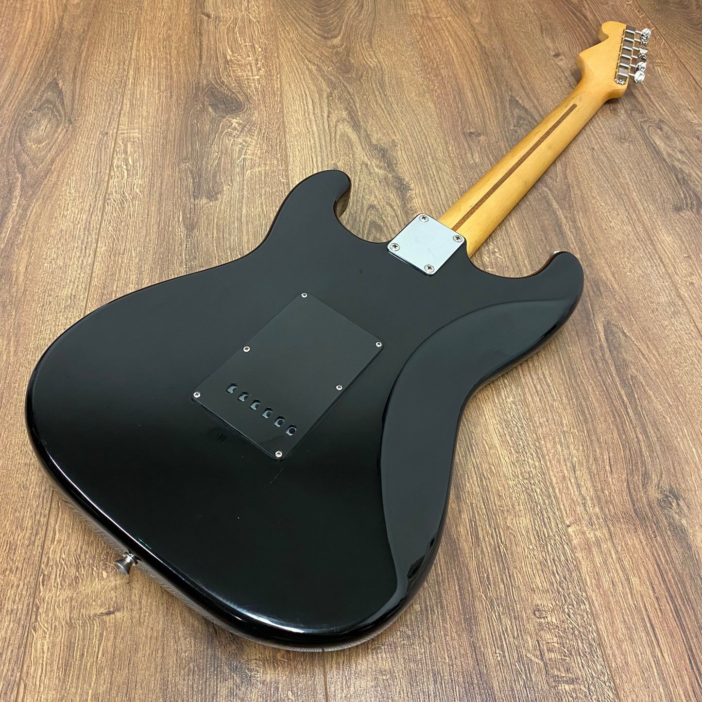 Pre-Owned Squier MIJ Silver Series Stratocaster - Black - 1990