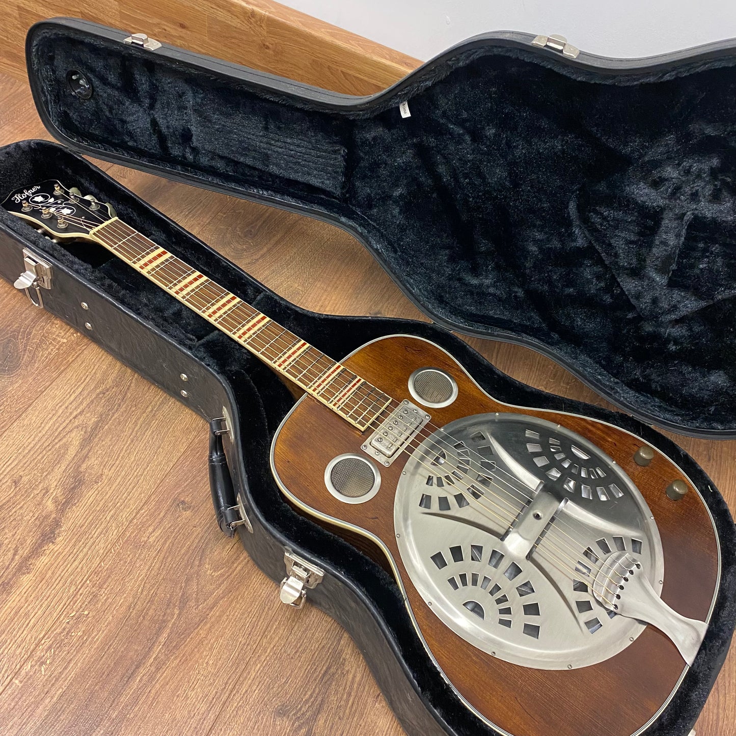 Pre-Owned Hofner HCT-RG-VN Resonator - Antique Natural