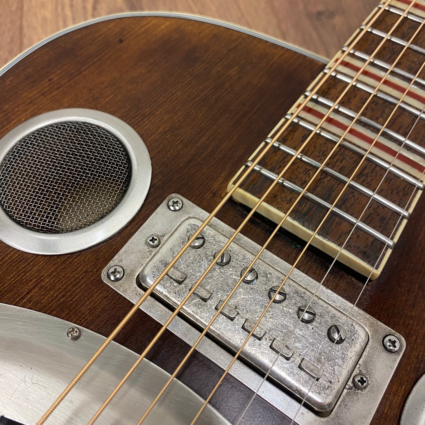 Pre-Owned Hofner HCT-RG-VN Resonator - Antique Natural