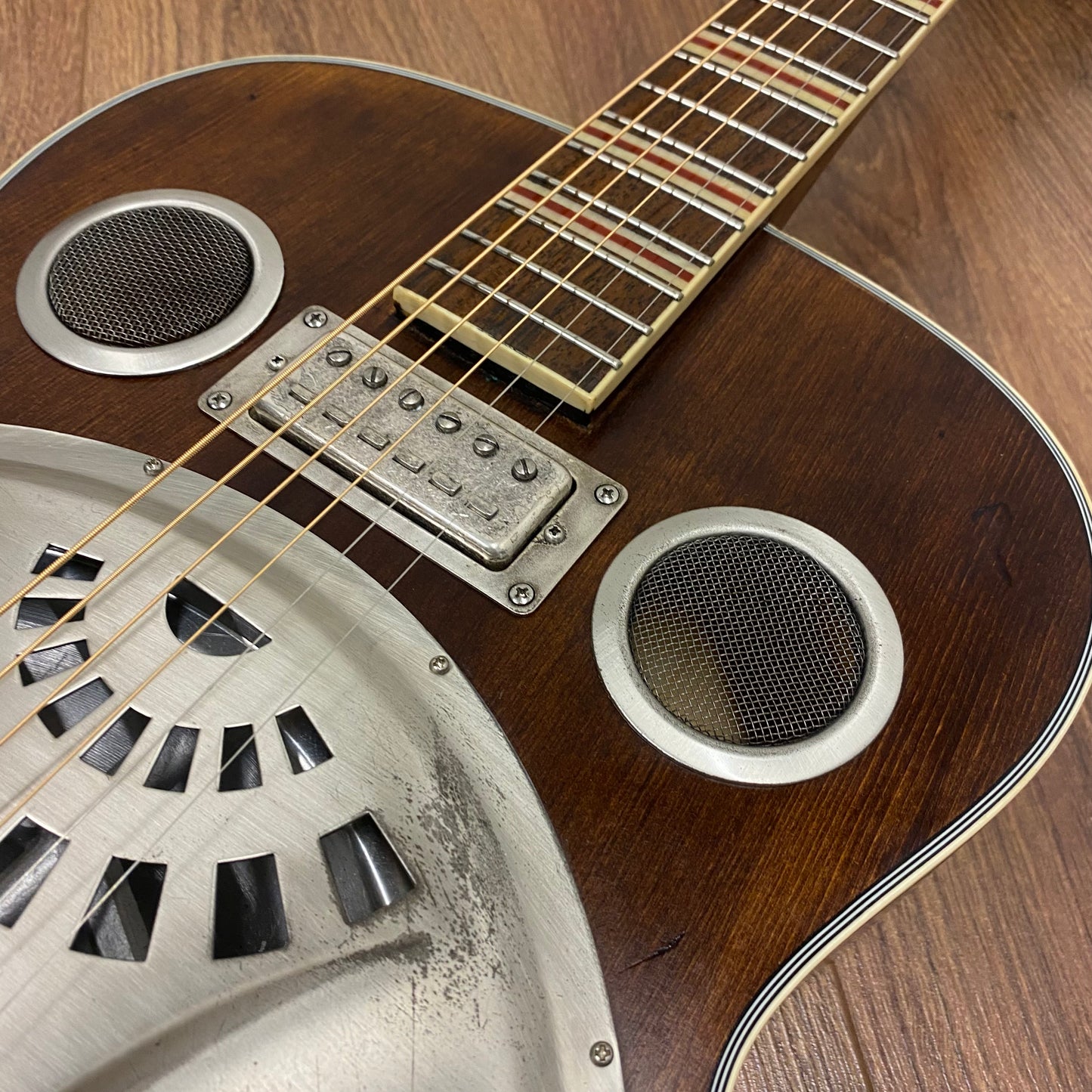 Pre-Owned Hofner HCT-RG-VN Resonator - Antique Natural