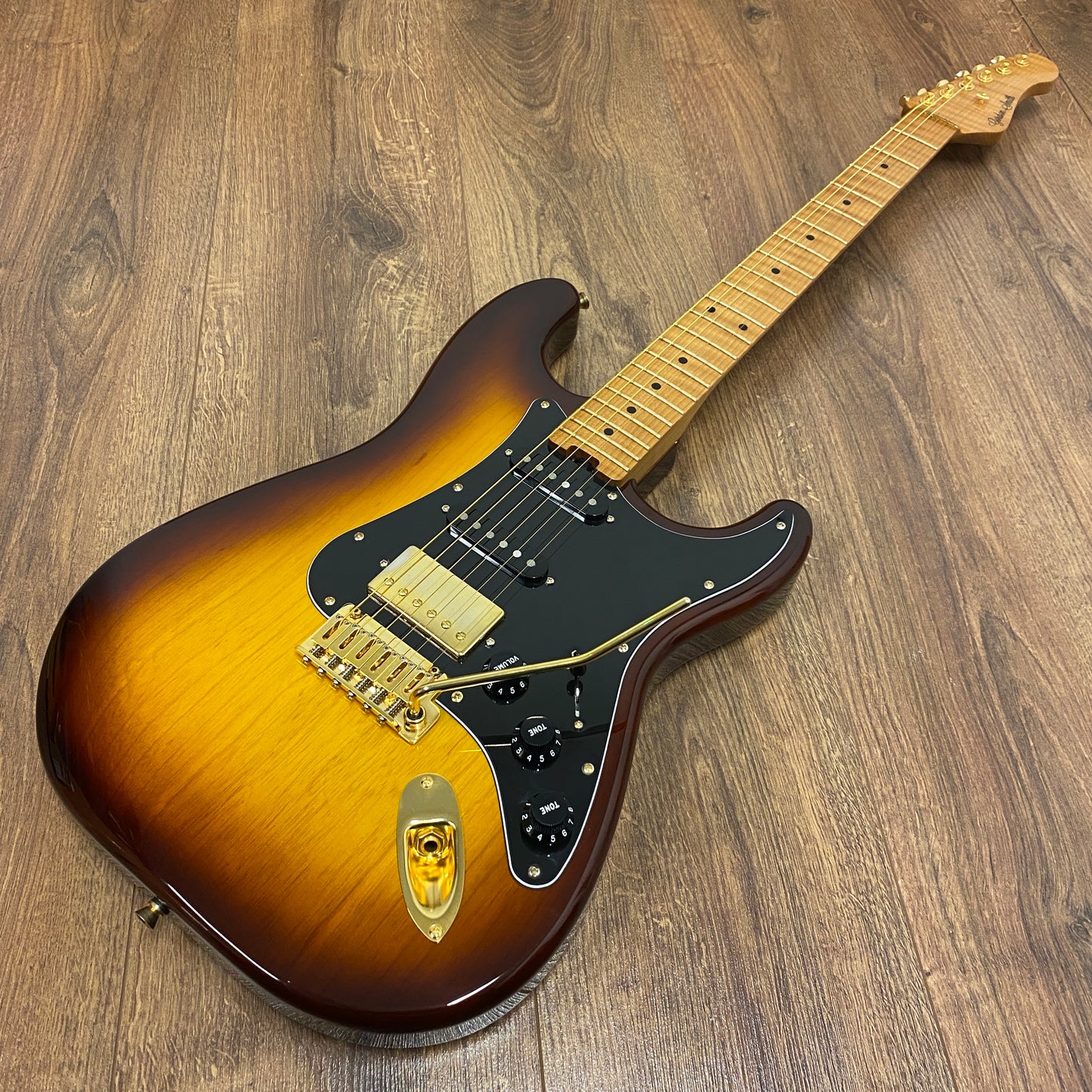 Pre-Owned Gordon Smith Classic S - Tobacco Burst - 2023 - HUGE Spec!