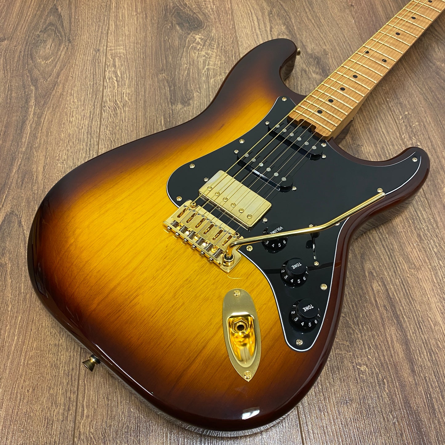 Pre-Owned Gordon Smith Classic S - Tobacco Burst - 2023 - HUGE Spec!