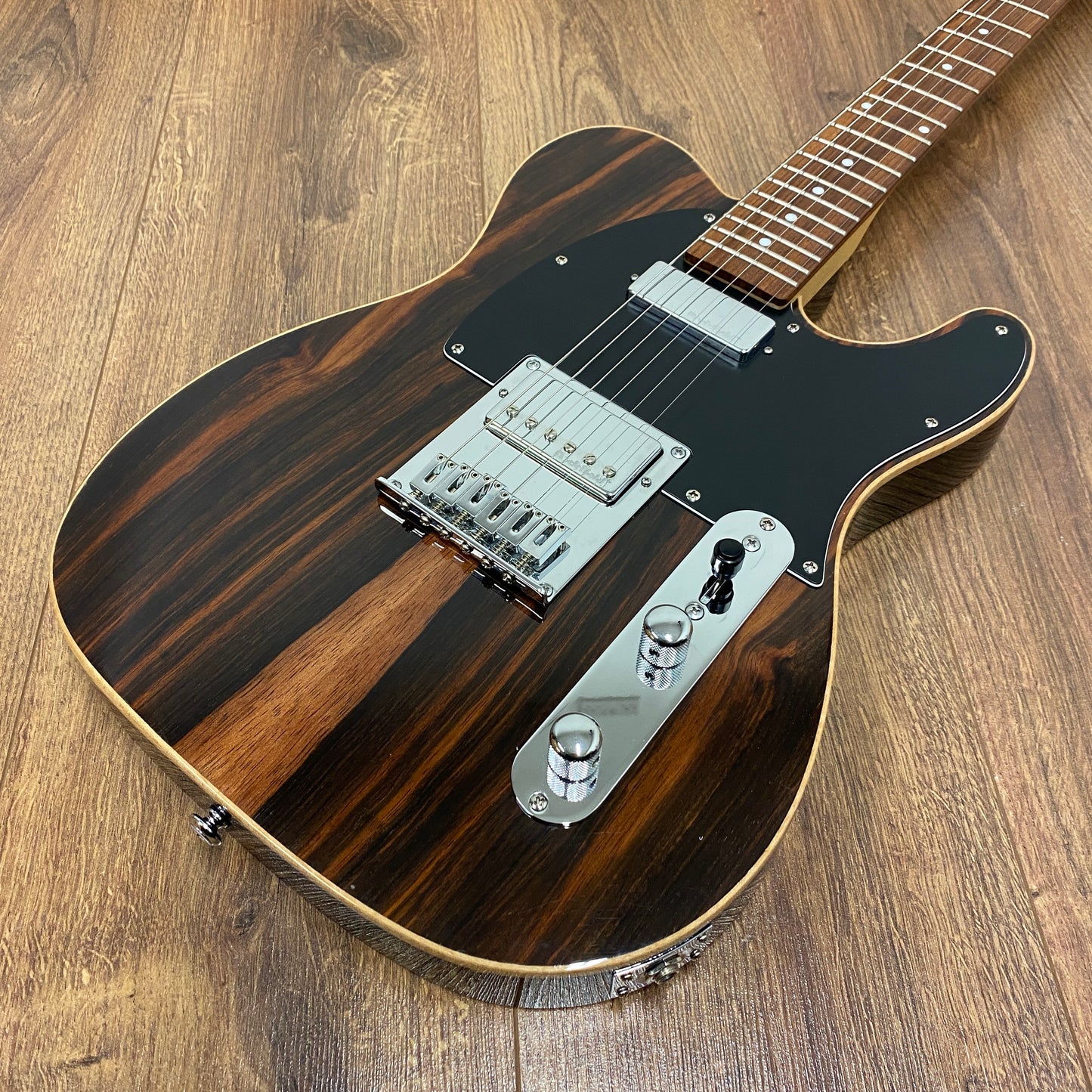 Pre-Owned Michael Kelly 1955 Custom Collection - Striped Ebony