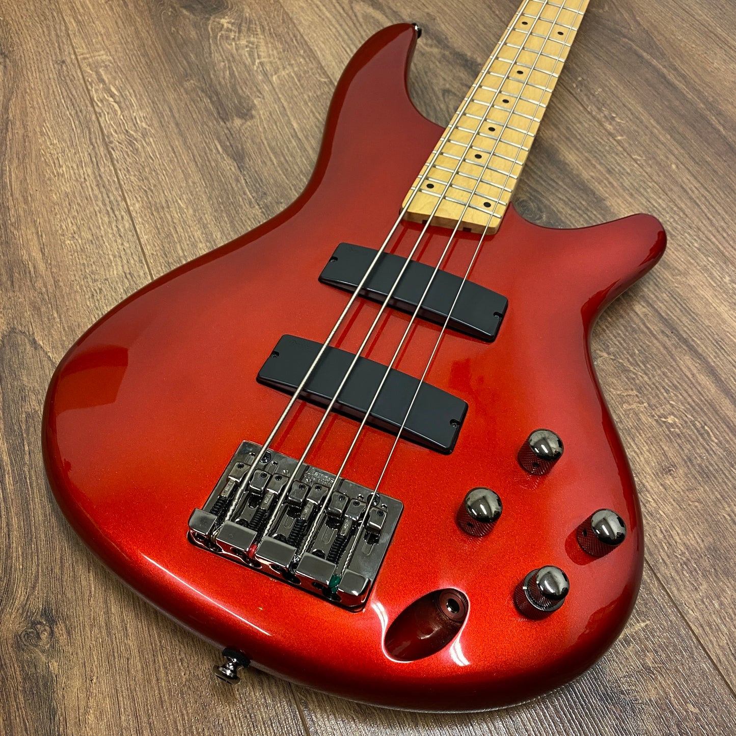 Pre-Owned Ibanez SR300M - Candy Apple Red