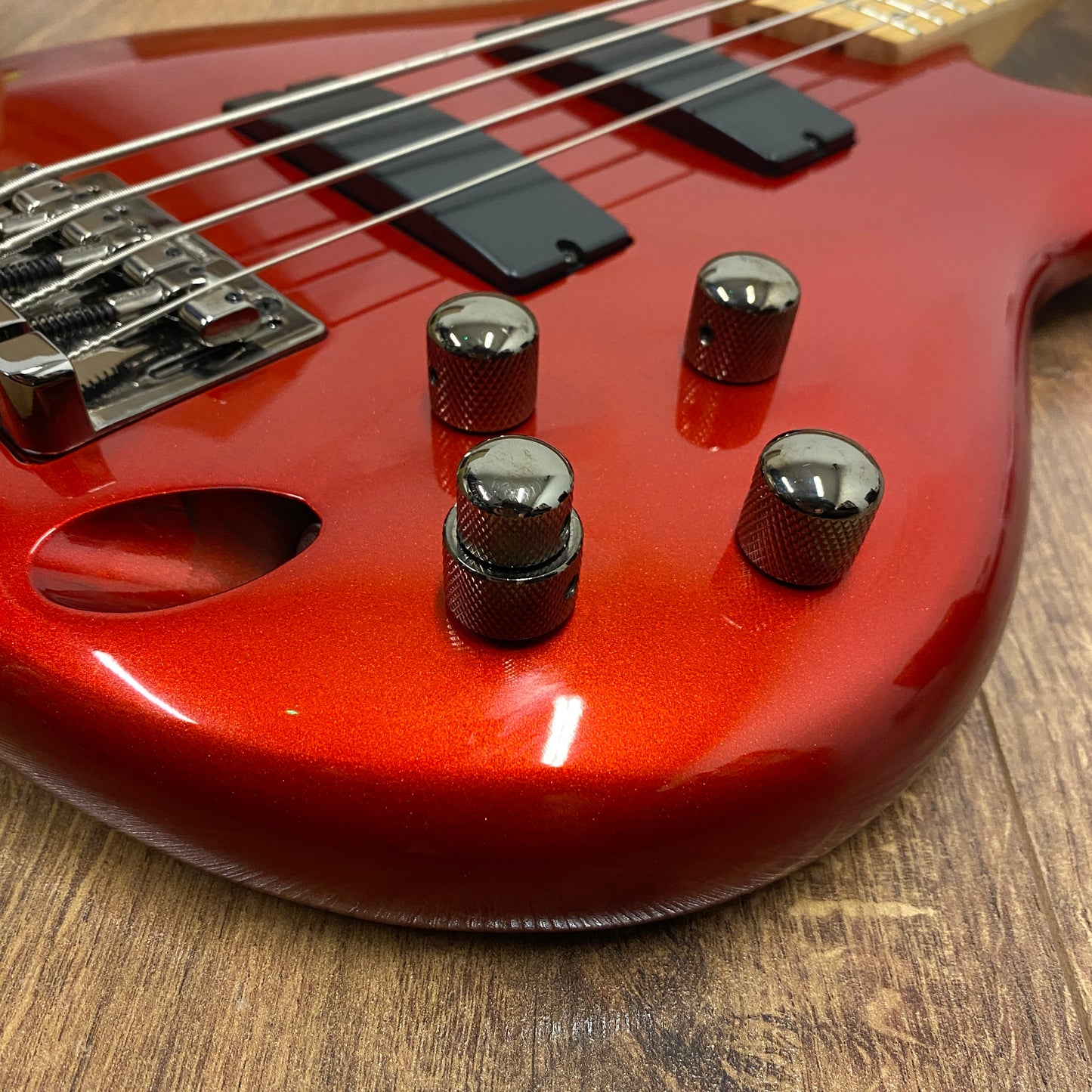Pre-Owned Ibanez SR300M - Candy Apple Red