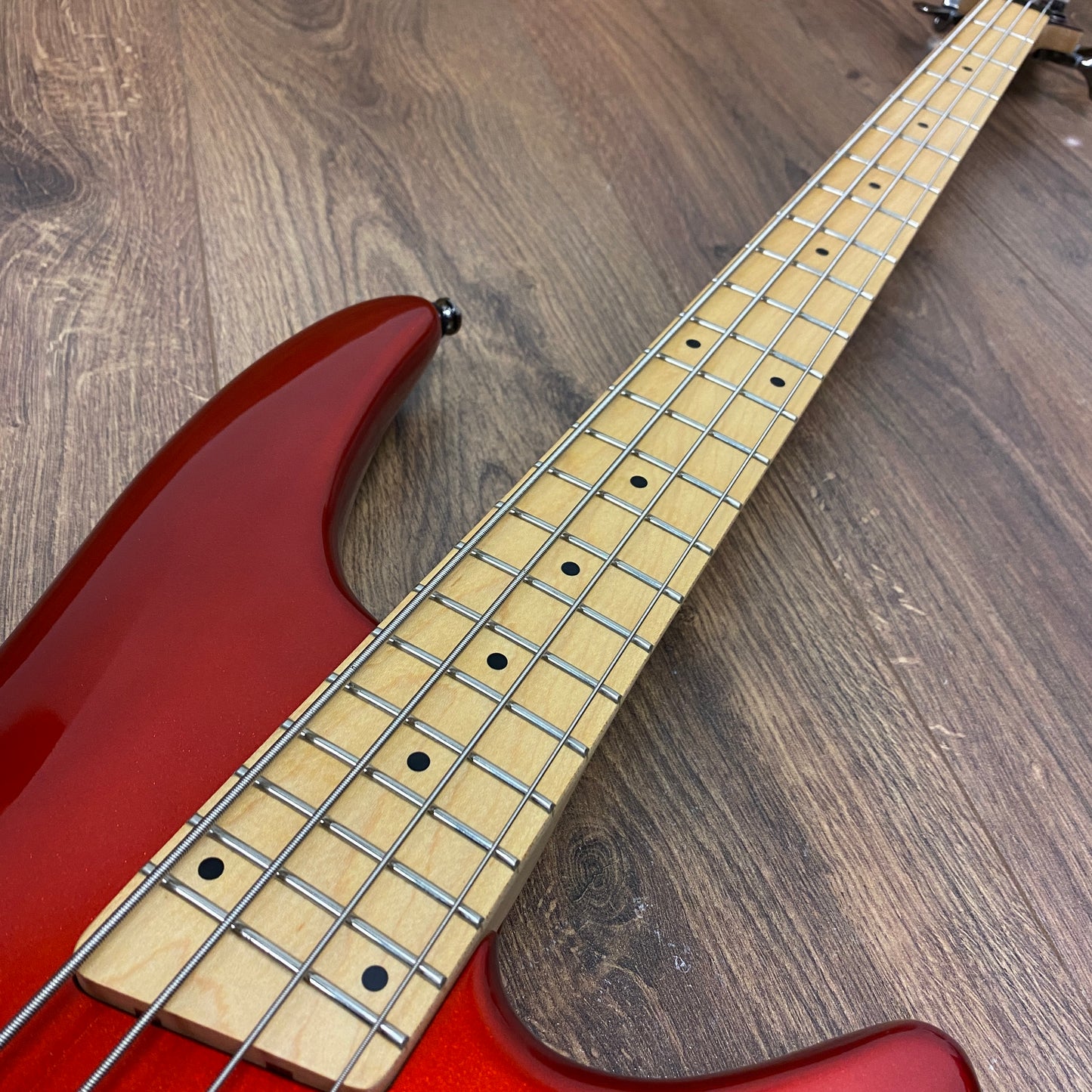 Pre-Owned Ibanez SR300M - Candy Apple Red