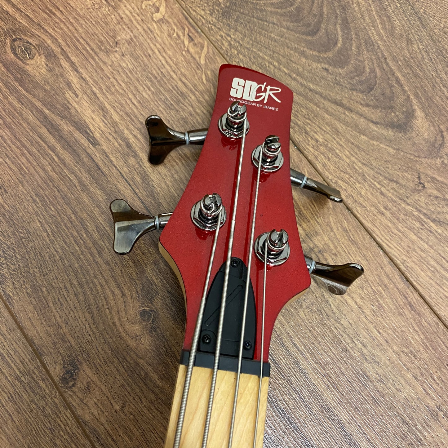 Pre-Owned Ibanez SR300M - Candy Apple Red