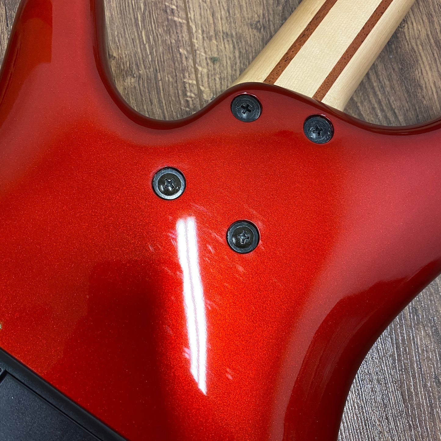 Pre-Owned Ibanez SR300M - Candy Apple Red