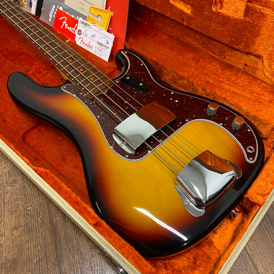 Pre-Owned Fender American Vintage '63 Precision Bass - Sunburst - 2017