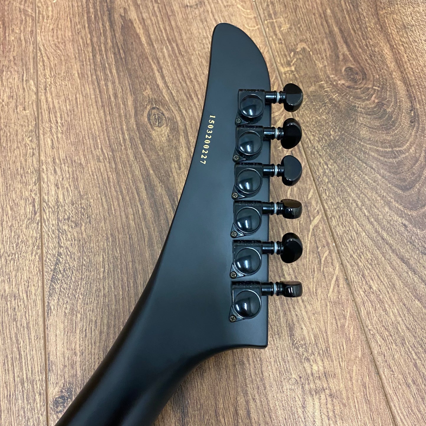 Pre-Owned Epiphone Gothic '58 Explorer - Pitch Black - 2015