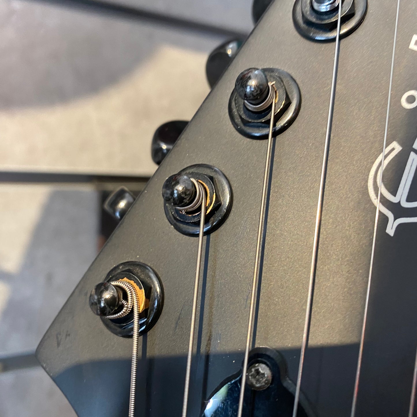 Pre-Owned Epiphone Gothic '58 Explorer - Pitch Black - 2015