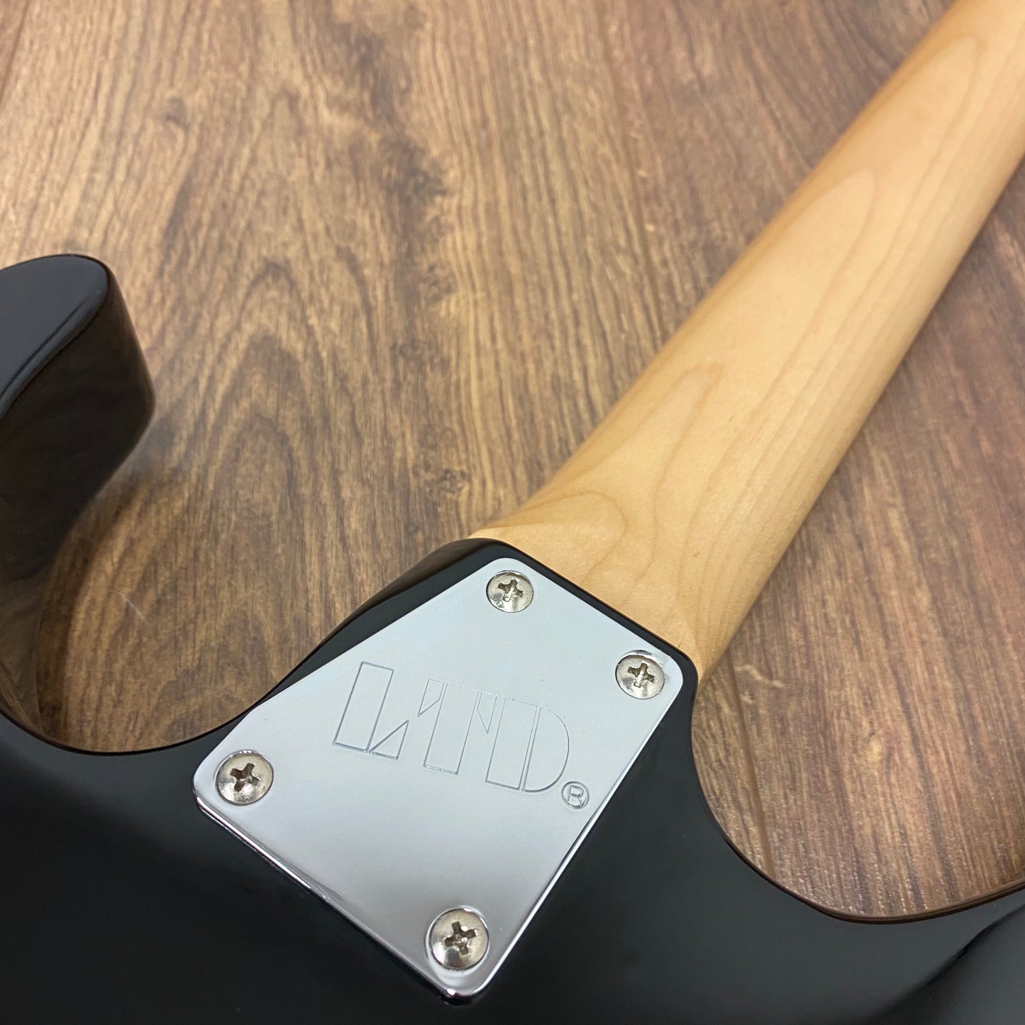 Pre-Owned LTD MH-10 - Black