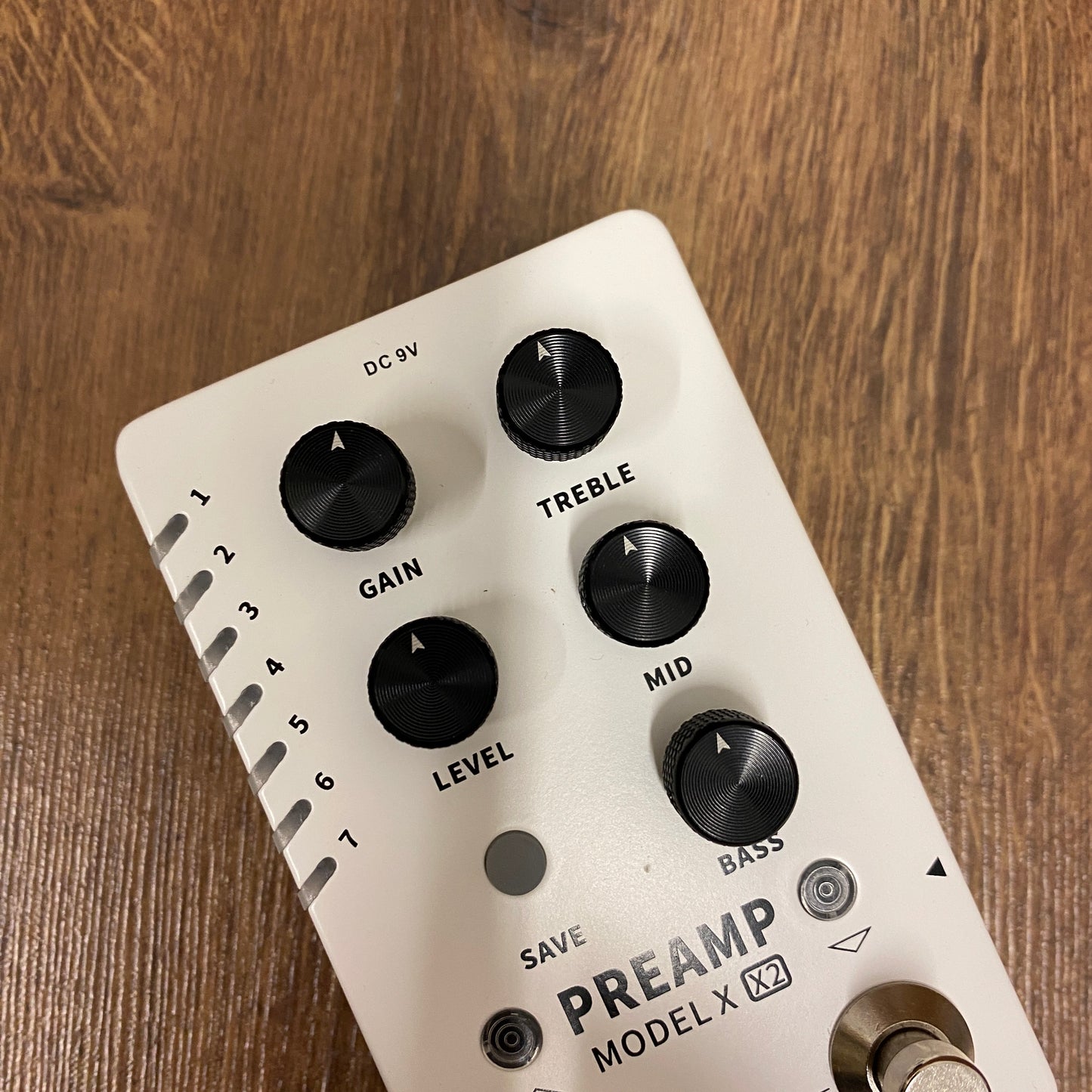 Pre-Owned Mooer Model X X2 Preamp Pedal