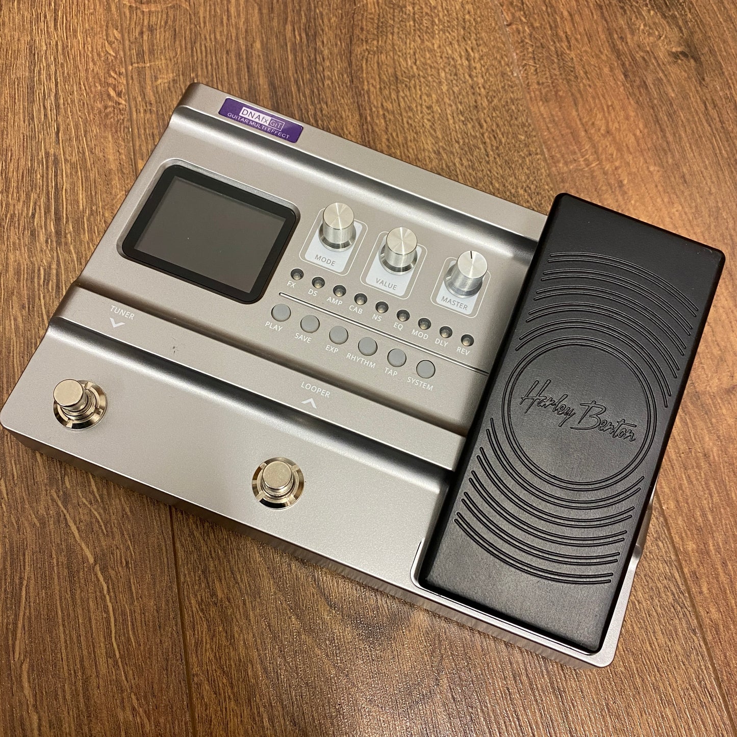 Pre-Owned Harley Benton DNAfx GiT Multi-Effects Pedal
