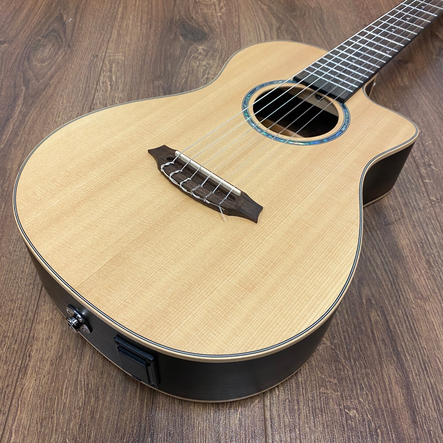 Pre-Owned Cordoba Mini II EB-CE Travel Size Nylon Acoustic Guitar