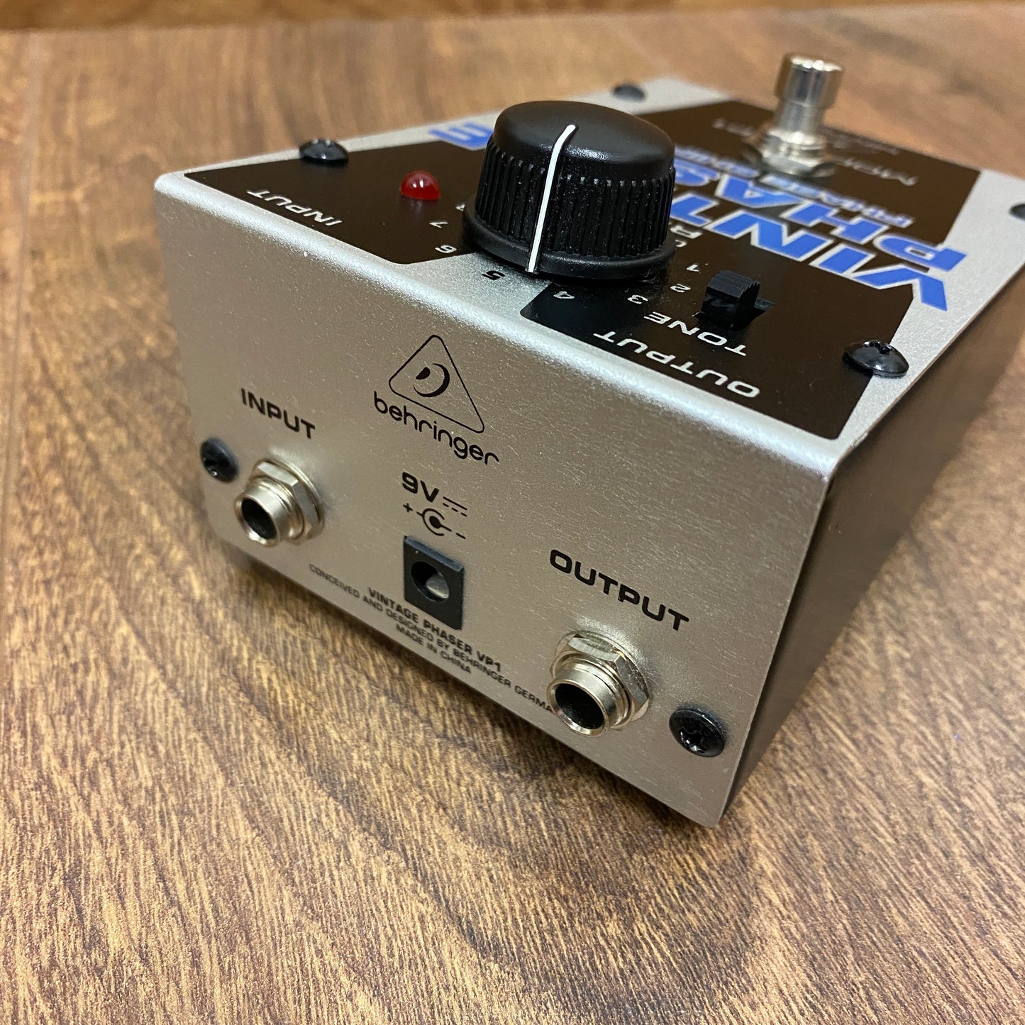 Pre-Owned Behringer VP1 Vintage Phaser Pedal