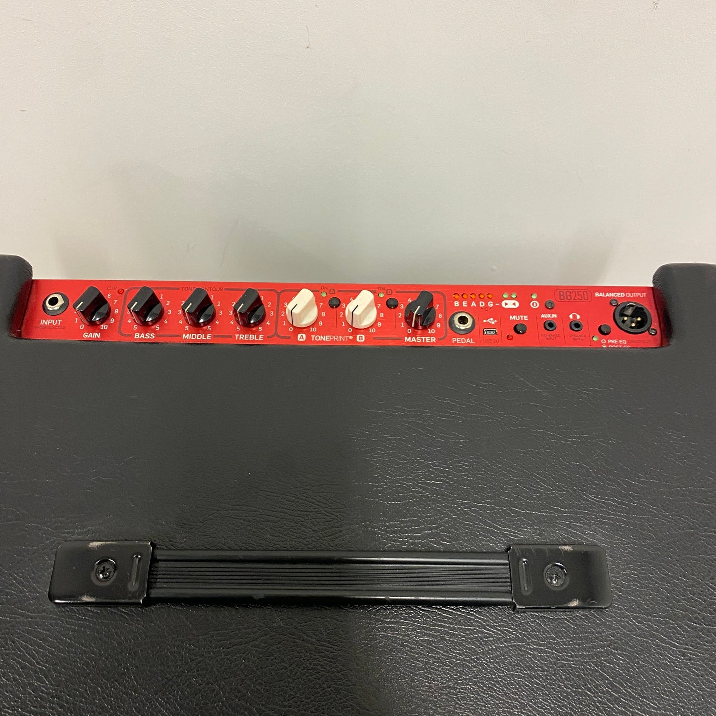 Pre-Owned TC Electronics BG250-115 Bass Combo