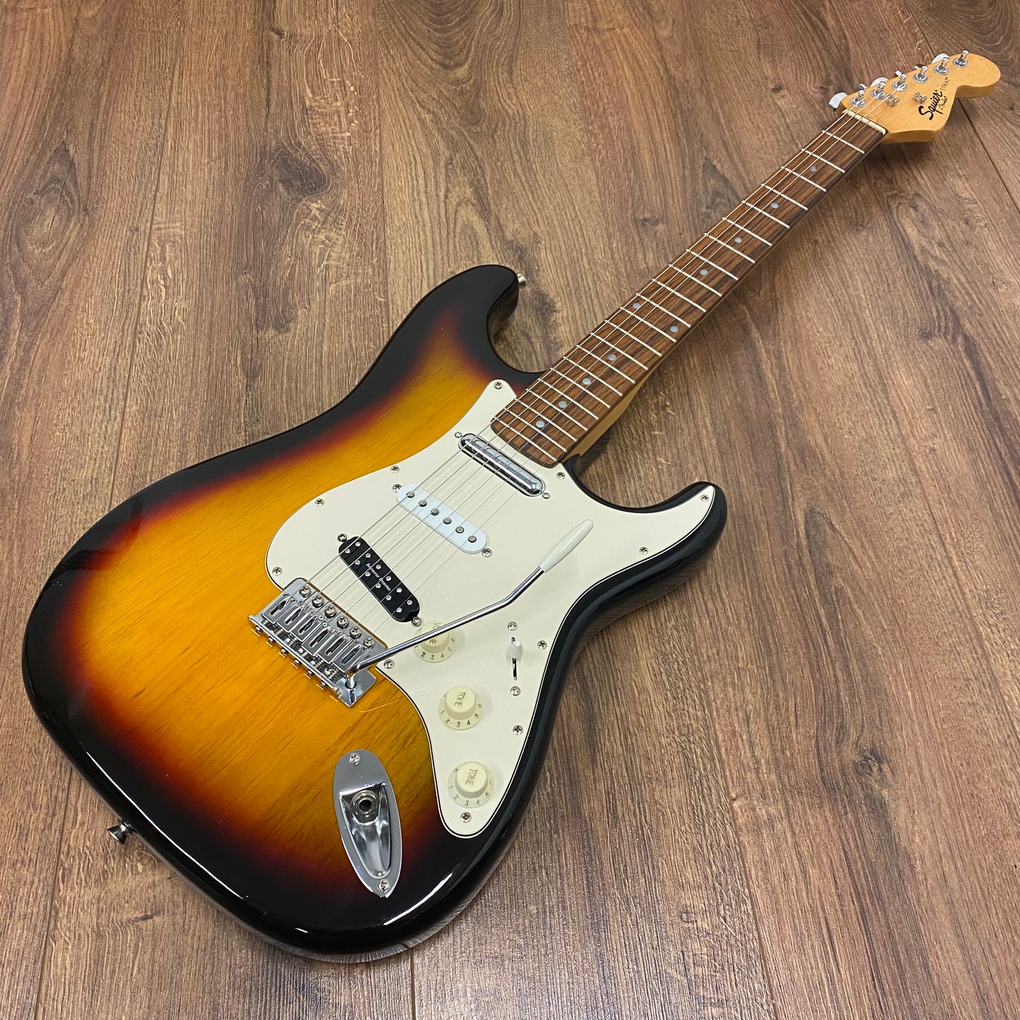 Pre-Owned Squier SE Upgraded - Sunburst