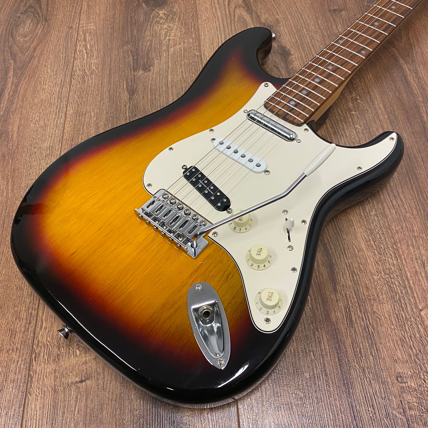 Pre-Owned Squier SE Upgraded - Sunburst