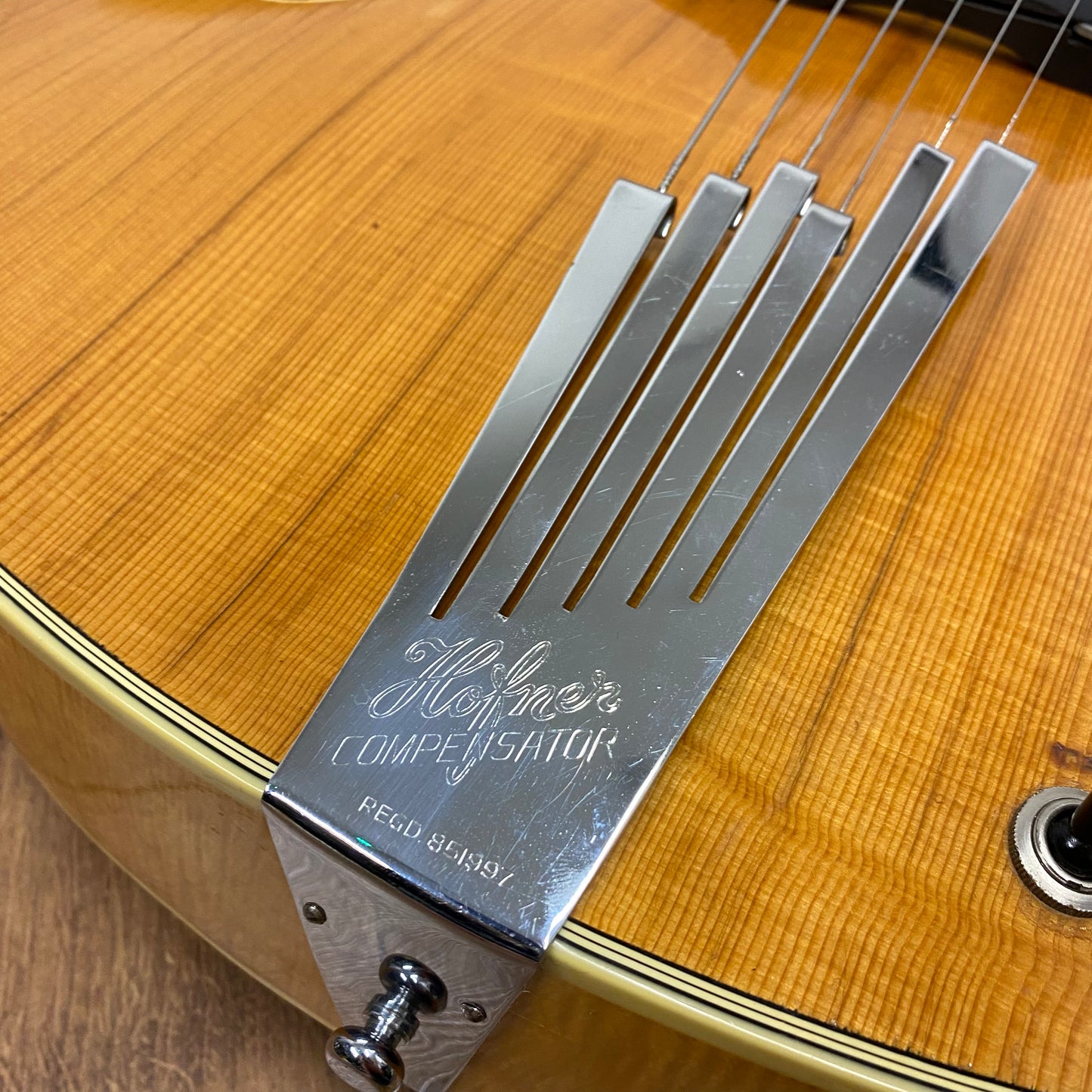 Pre-Owned Hofner President - Blonde - 1957