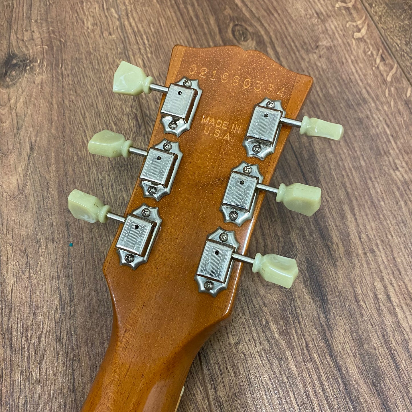 Pre-Owned Gibson Les Paul Standard '60s - Gold Top - 2006