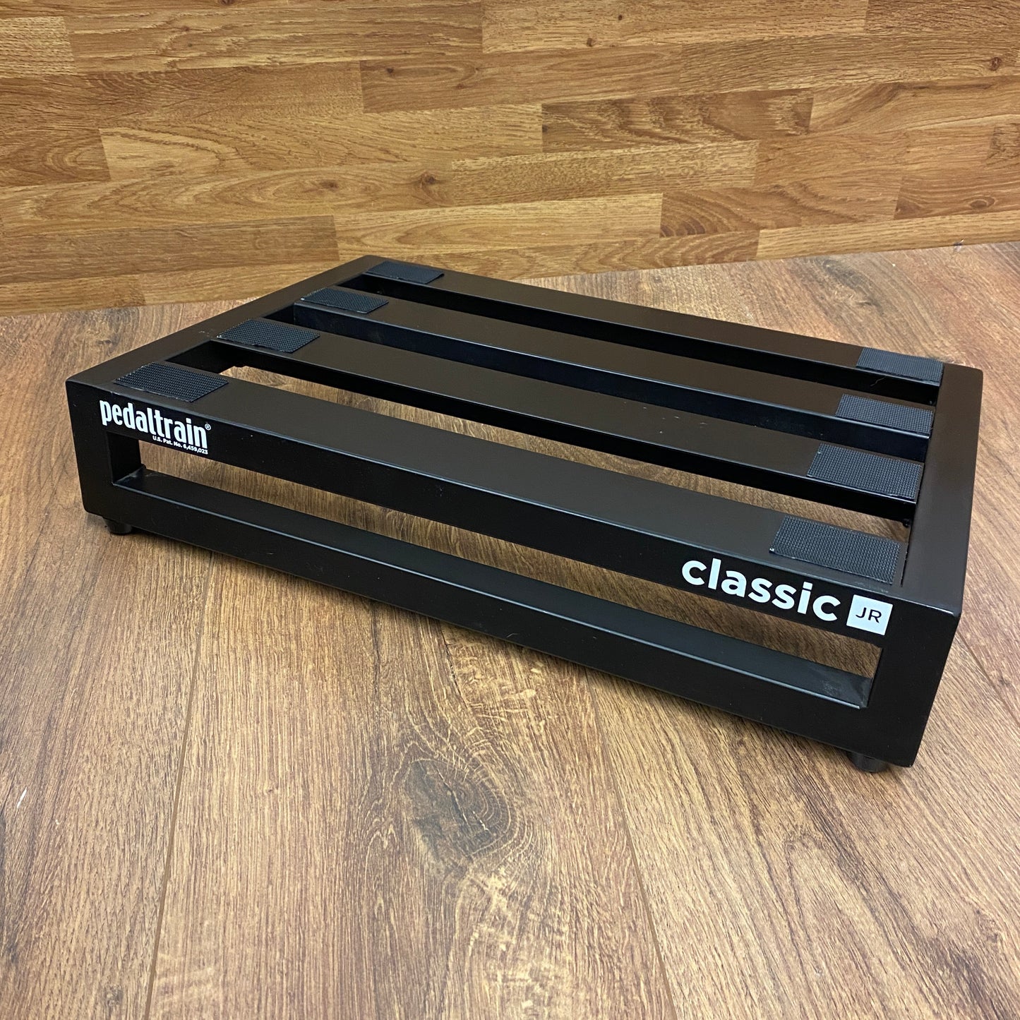 Pre-Owned Pedal Train Classic Jr Pedal Board