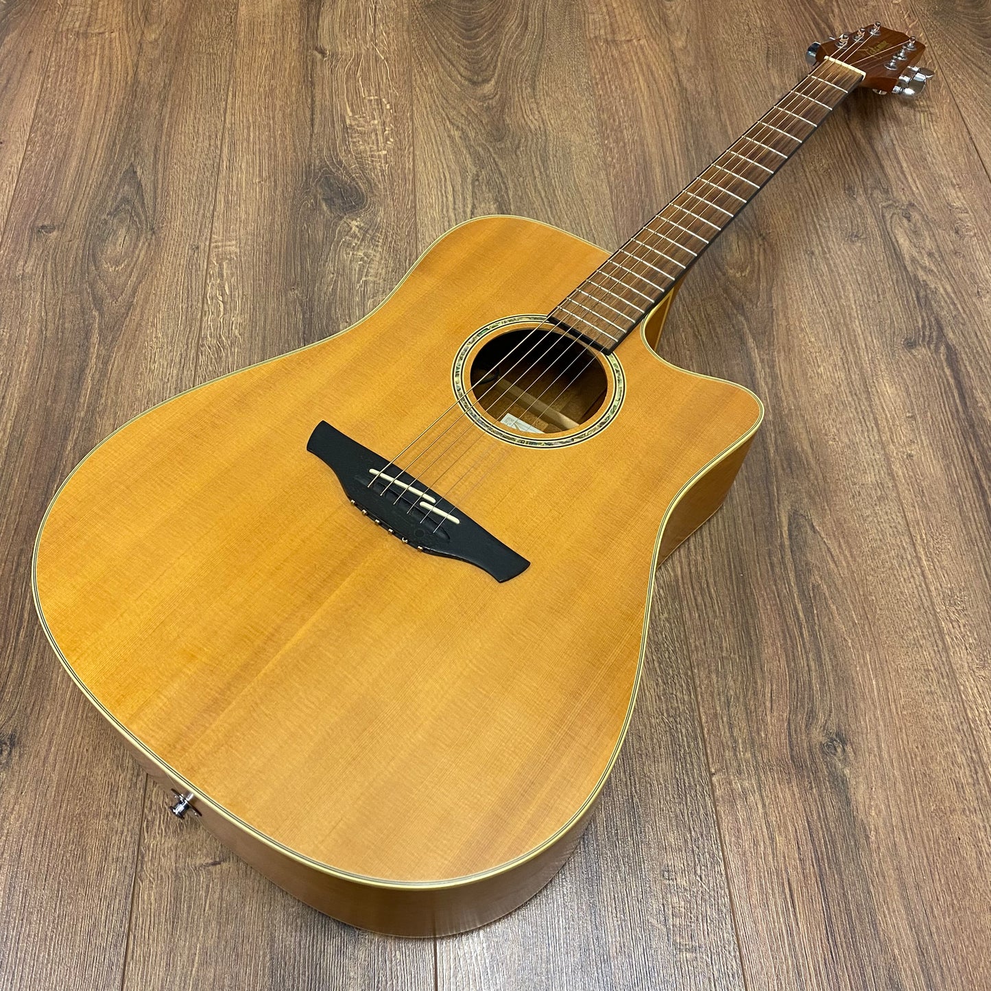 Pre-Owned Takamine EG510SC Electro-Acoustic - Natural
