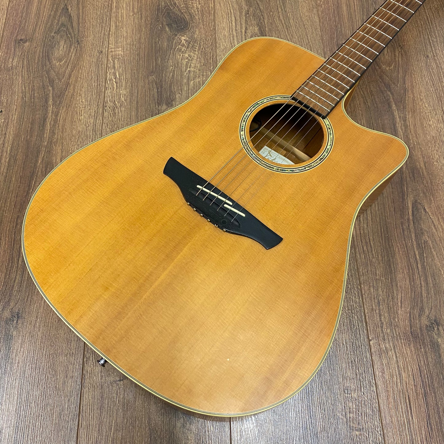 Pre-Owned Takamine EG510SC Electro-Acoustic - Natural