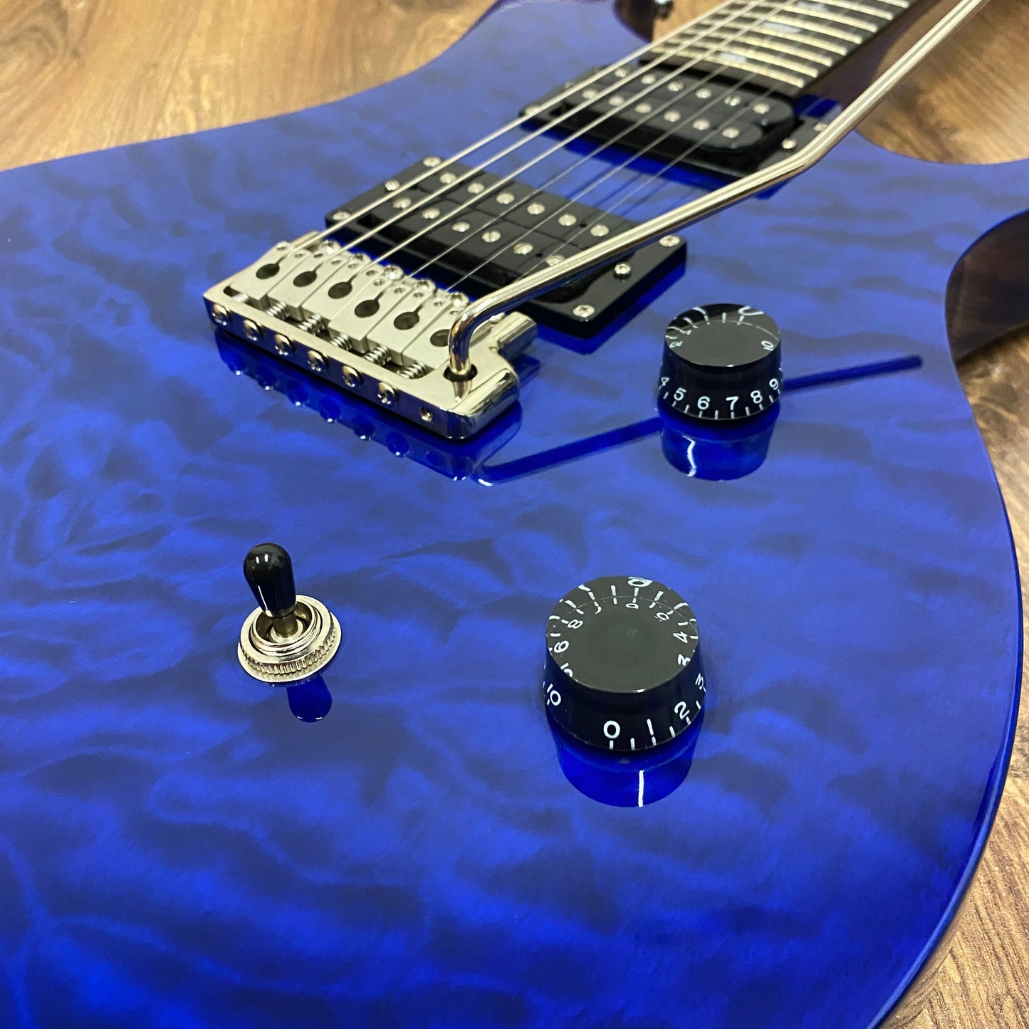 Pre-Owned PRS SE Custom 24 - Royal Blue - 2010